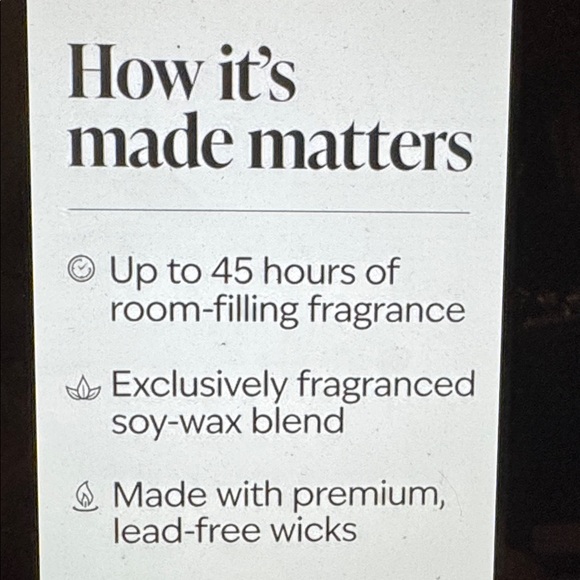 White Barn Mahogany Teakwood Intense Candle - Picture 3 of 3